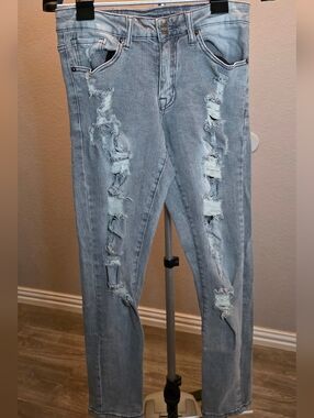 rue21 Premium Slim Taper Jeans 28x30 Distressed Light Wash Stretch Denim